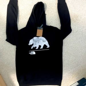 NEW THE NORTH FACE HOODIE